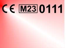 Auf rotem Grund steht CE, M23 umrandet in schwarz und dann 0111